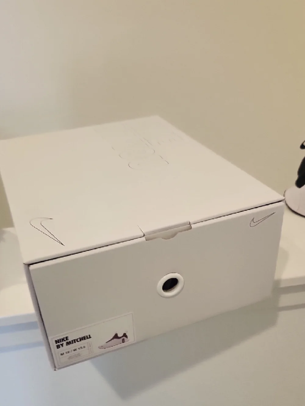 Nike White and Black Training Sneakers Custom Metcom - Picture 11 of 12
